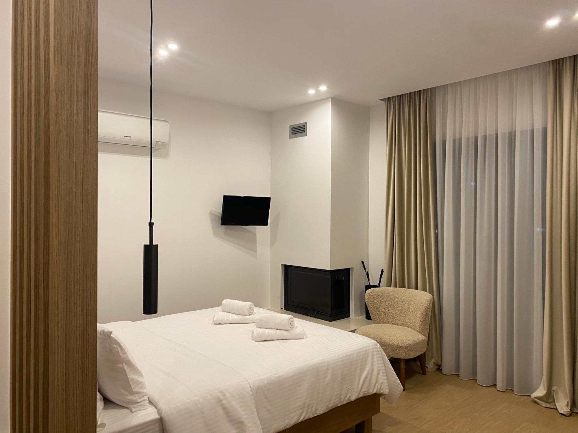 Apartamento Lithos Káto Loutrákion Exterior foto